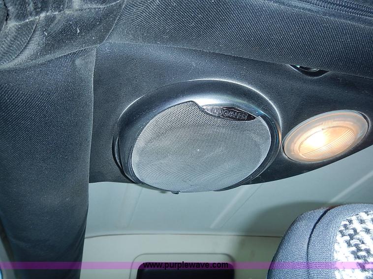 image for item I3569 2004 Jeep Wrangler X SUV