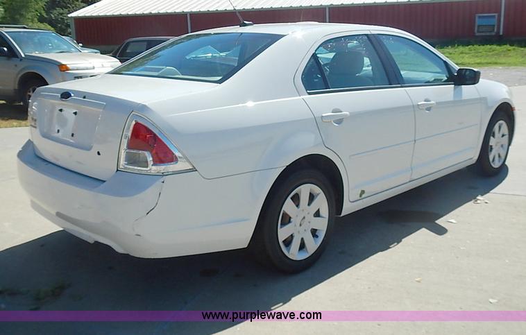 image for item I3577 2008 Ford Fusion S