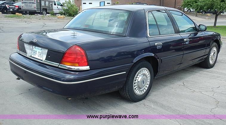 image for item I3592 1999 Ford Crown Victoria Police Interceptor