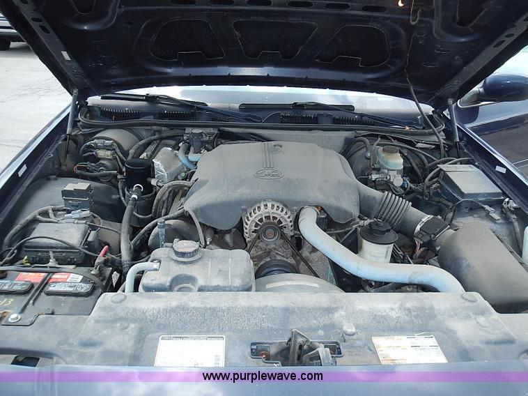 image for item I3592 1999 Ford Crown Victoria Police Interceptor