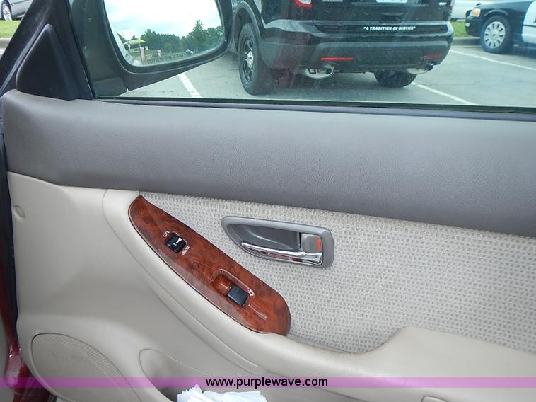 image for item I3593 2004 Subaru Outback