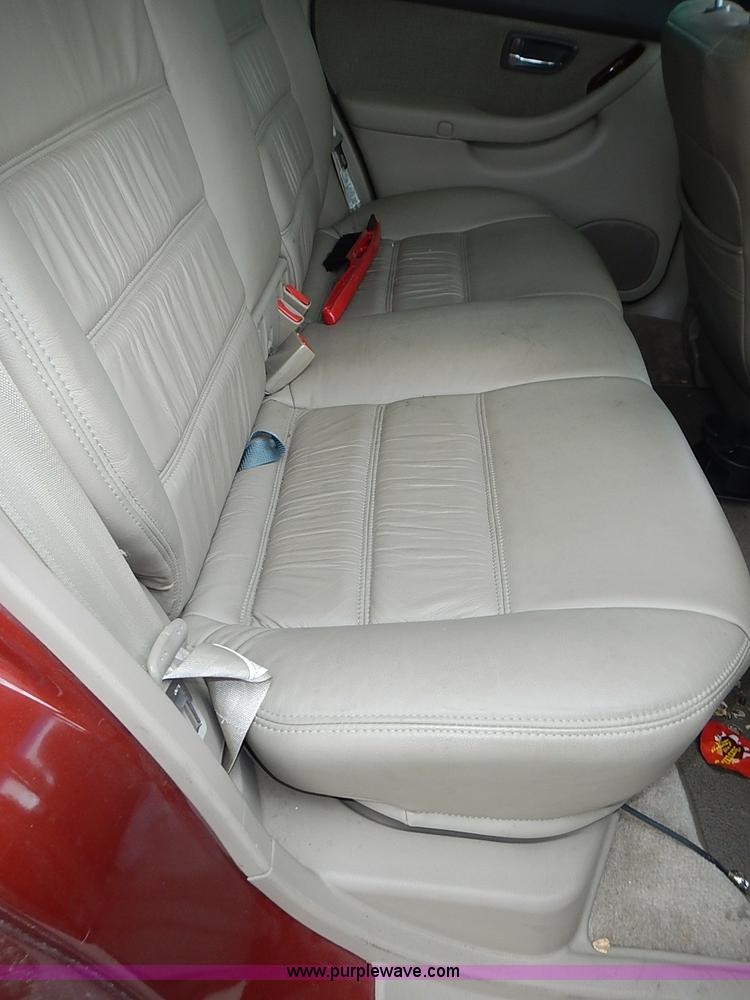 image for item I3593 2004 Subaru Outback