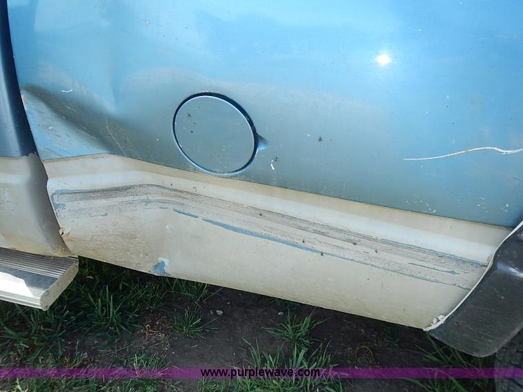 image for item I3594 1988 Chevrolet Scottsdale 1500 pickup truck