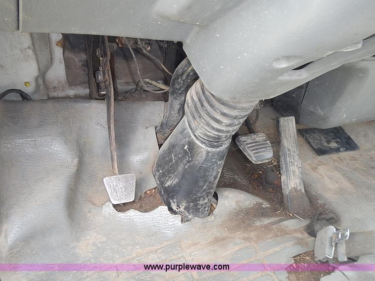 image for item I3639 1996 Mitsubishi Fuso FE639 dump flatbed truck