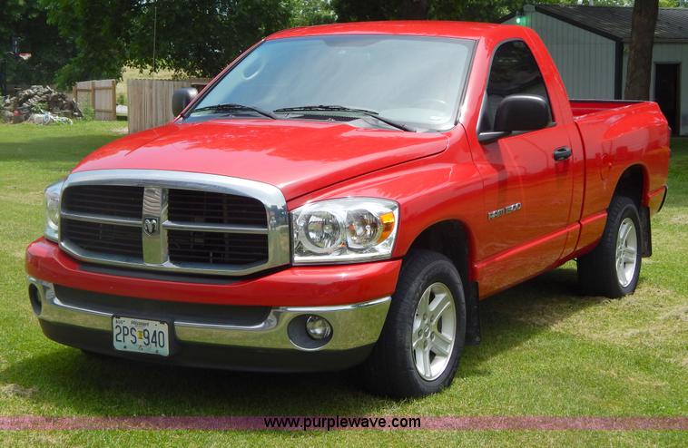 image for item I4676 2007 Dodge Ram 1500 pickup truck