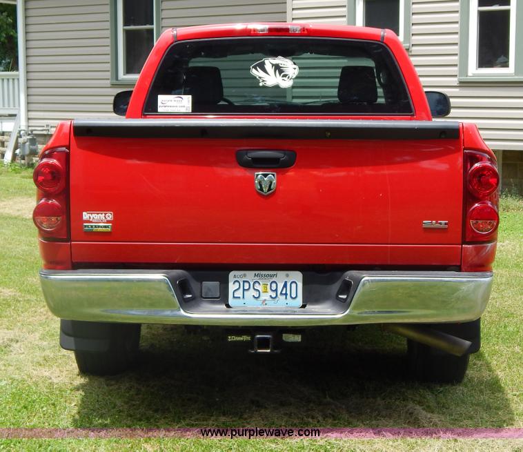 image for item I4676 2007 Dodge Ram 1500 pickup truck