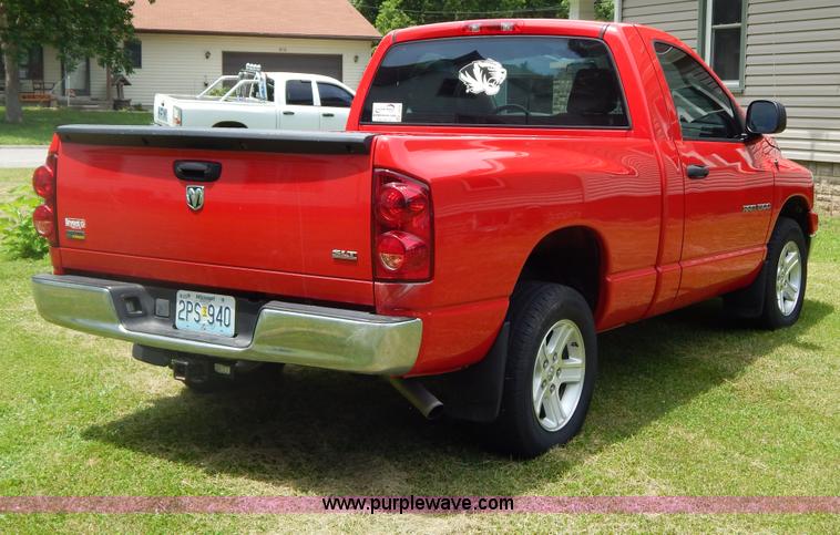 image for item I4676 2007 Dodge Ram 1500 pickup truck