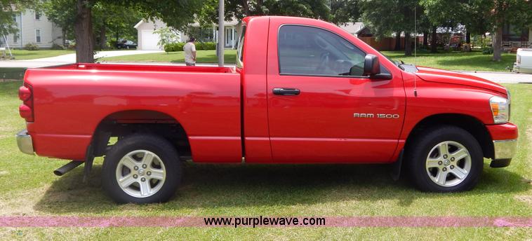image for item I4676 2007 Dodge Ram 1500 pickup truck