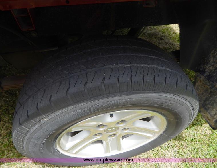 image for item I4676 2007 Dodge Ram 1500 pickup truck