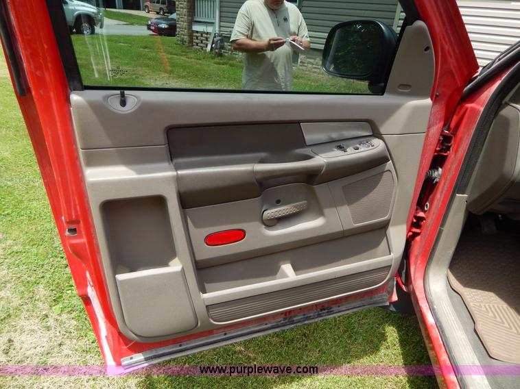 image for item I4676 2007 Dodge Ram 1500 pickup truck