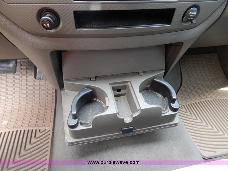 image for item I4676 2007 Dodge Ram 1500 pickup truck