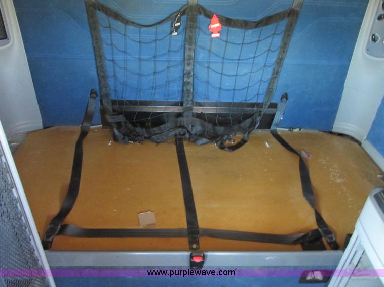 image for item I6250 2003 Freightliner Columbia semi truck