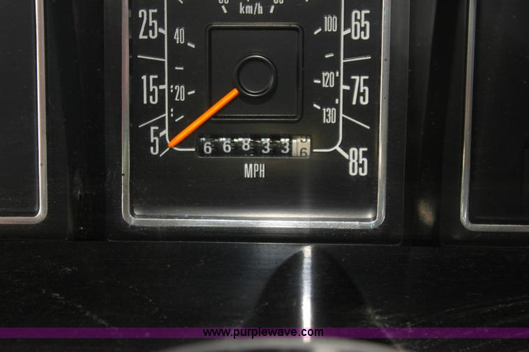 image for item I7308 1984 Ford Econoline E350 RV