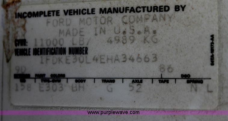 image for item I7308 1984 Ford Econoline E350 RV