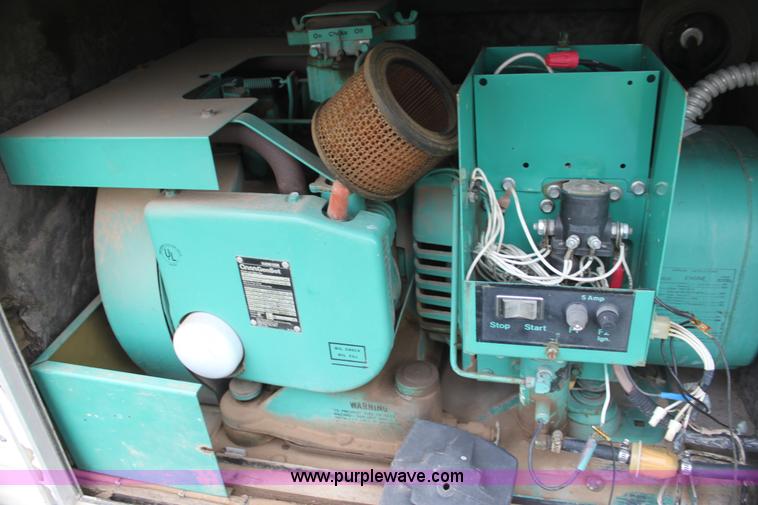 image for item I7308 1984 Ford Econoline E350 RV