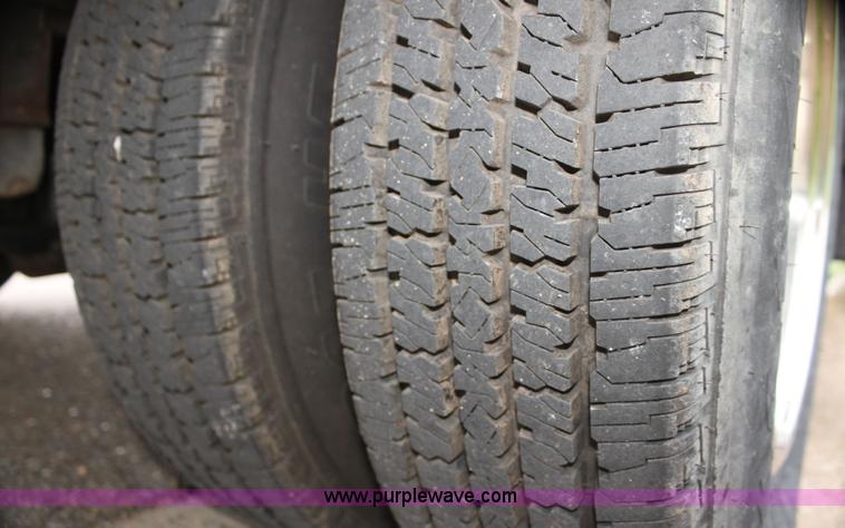 image for item I7308 1984 Ford Econoline E350 RV