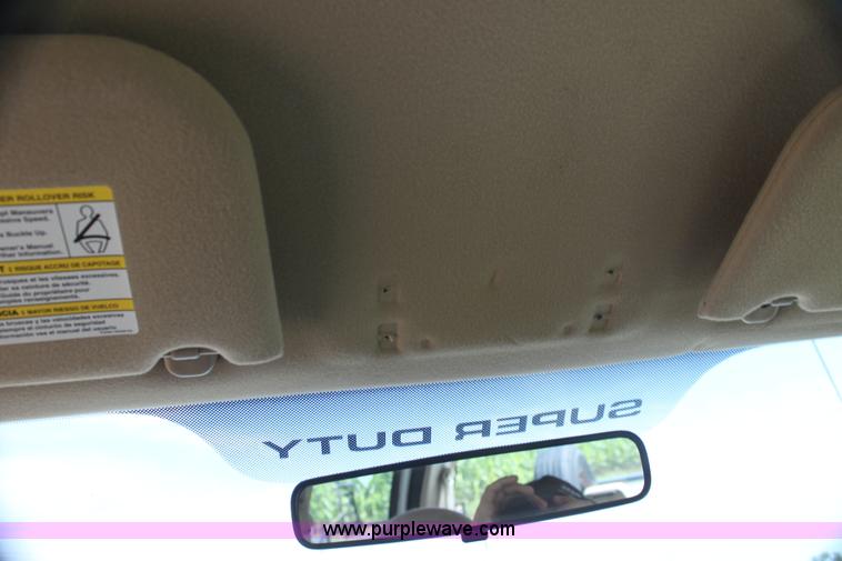 image for item I7325 2010 Ford F250 Super Duty Crew Cab pickup truck