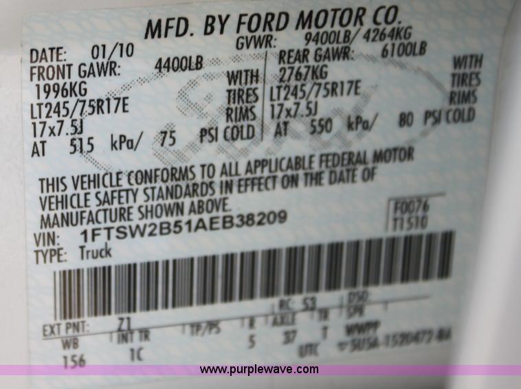 image for item I7325 2010 Ford F250 Super Duty Crew Cab pickup truck