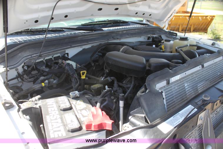 image for item I7325 2010 Ford F250 Super Duty Crew Cab pickup truck