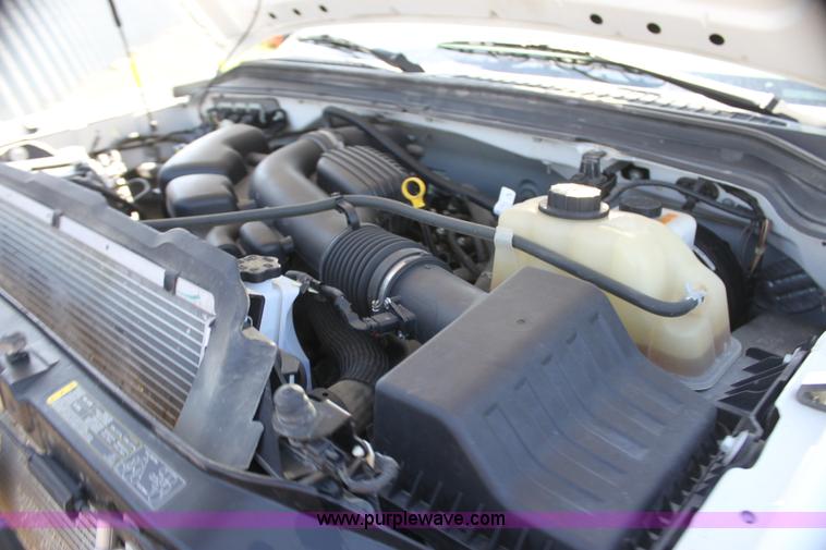 image for item I7325 2010 Ford F250 Super Duty Crew Cab pickup truck