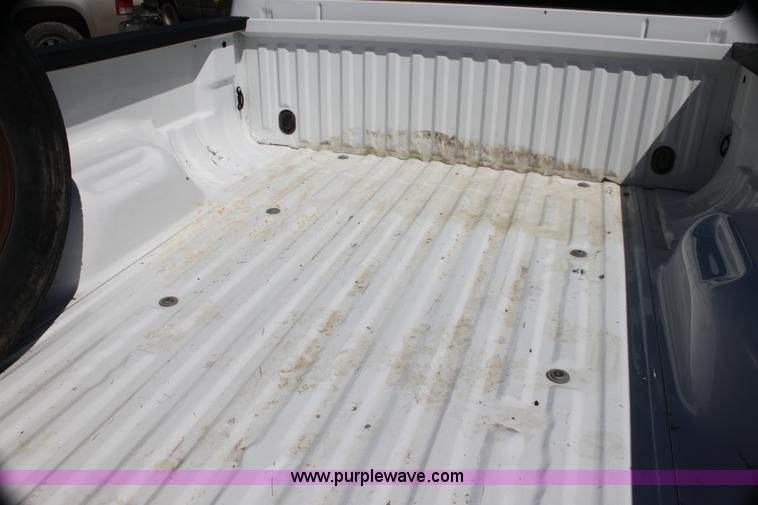 image for item I7325 2010 Ford F250 Super Duty Crew Cab pickup truck