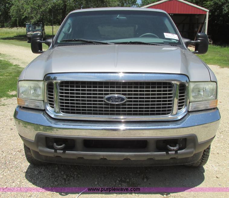 image for item I9543 2002 Ford Excursion XLT SUV
