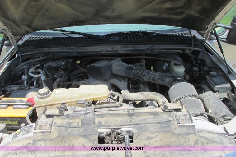 image for item I9543 2002 Ford Excursion XLT SUV