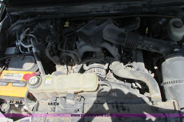 image for item I9543 2002 Ford Excursion XLT SUV