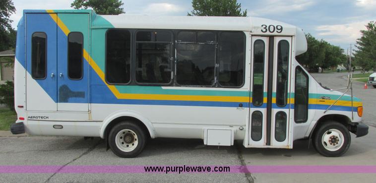 image for item I9547 2003 Ford E450 transit bus