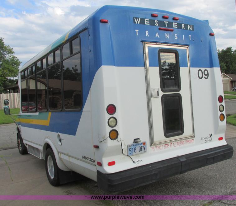 image for item I9547 2003 Ford E450 transit bus