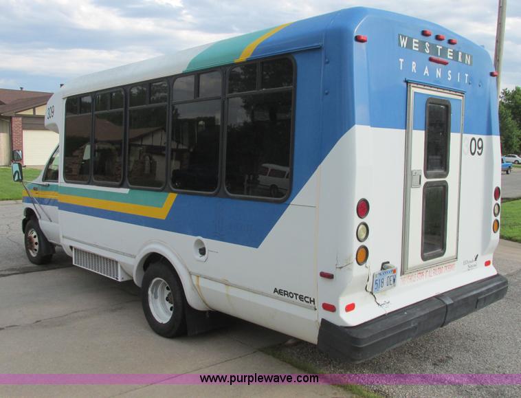 image for item I9547 2003 Ford E450 transit bus