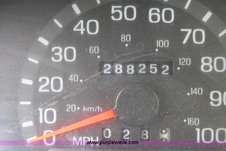 image for item I9547 2003 Ford E450 transit bus