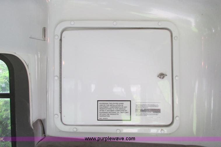 image for item I9547 2003 Ford E450 transit bus