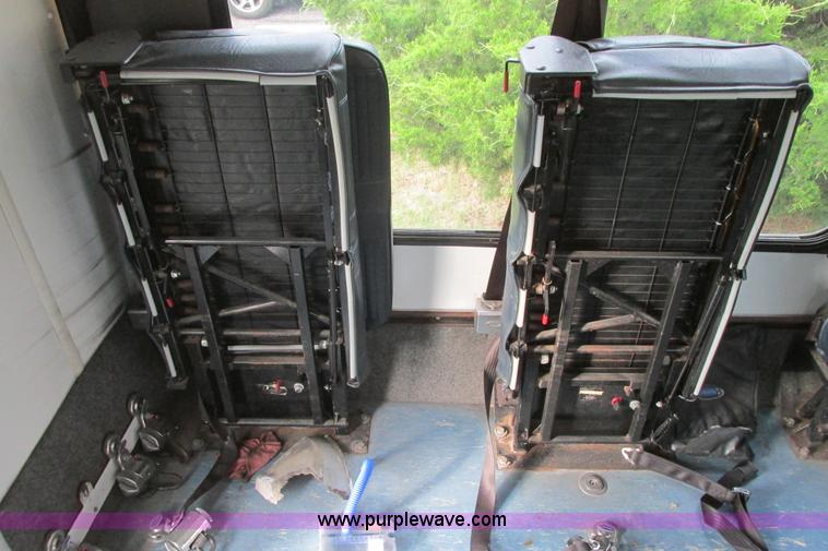image for item I9547 2003 Ford E450 transit bus
