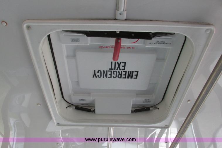 image for item I9547 2003 Ford E450 transit bus