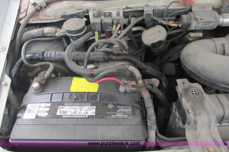 image for item I9547 2003 Ford E450 transit bus