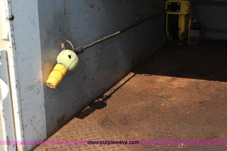 image for item J1101 2005 Chevrolet Silverado 2500HD Ext. Cab utility truck