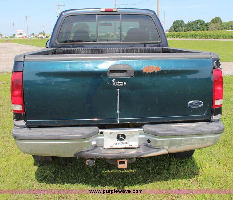 image for item J1190 1999 Ford F250 Super Duty XLT SuperCab pickup truck