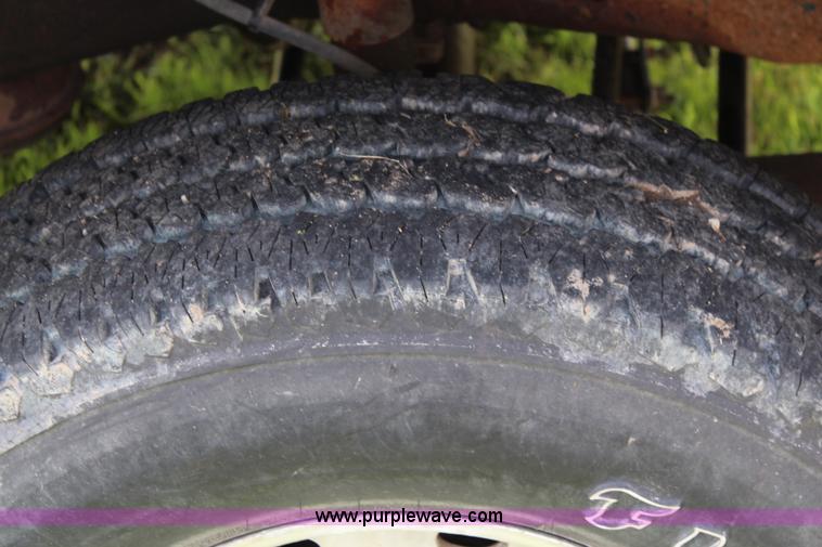 image for item J1190 1999 Ford F250 Super Duty XLT SuperCab pickup truck