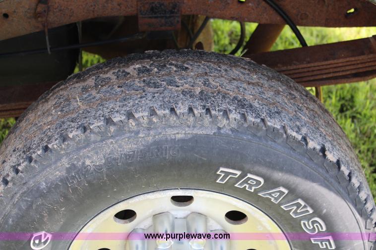 image for item J1190 1999 Ford F250 Super Duty XLT SuperCab pickup truck