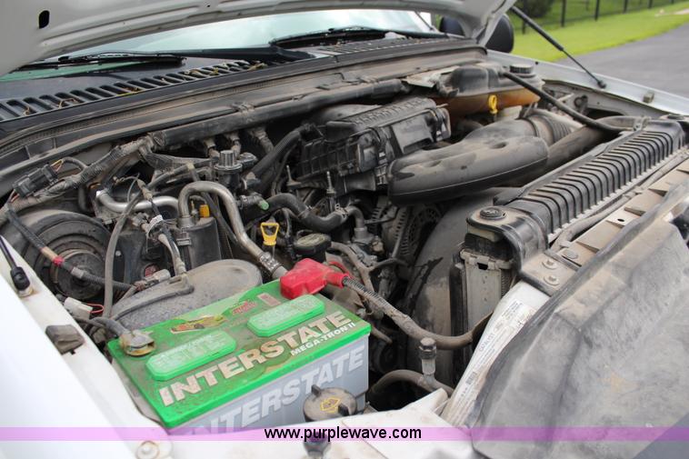 image for item J2247 2006 Ford F250 Super Duty XL pickup truck