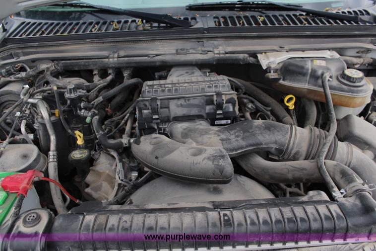 image for item J2247 2006 Ford F250 Super Duty XL pickup truck