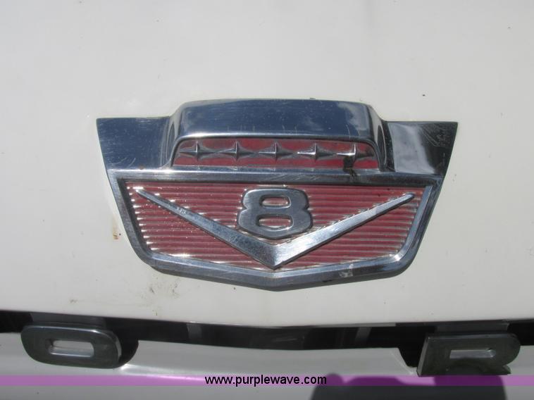 image for item J2480 1966 Ford F100 pickup truck