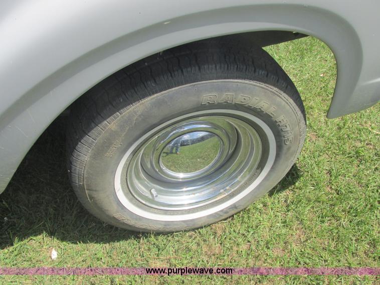 image for item J2480 1966 Ford F100 pickup truck