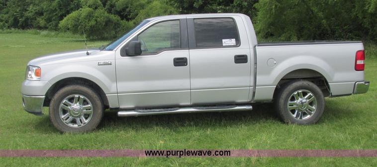 image for item J2495 2007 Ford F150 XLT SuperCrew pickup truck