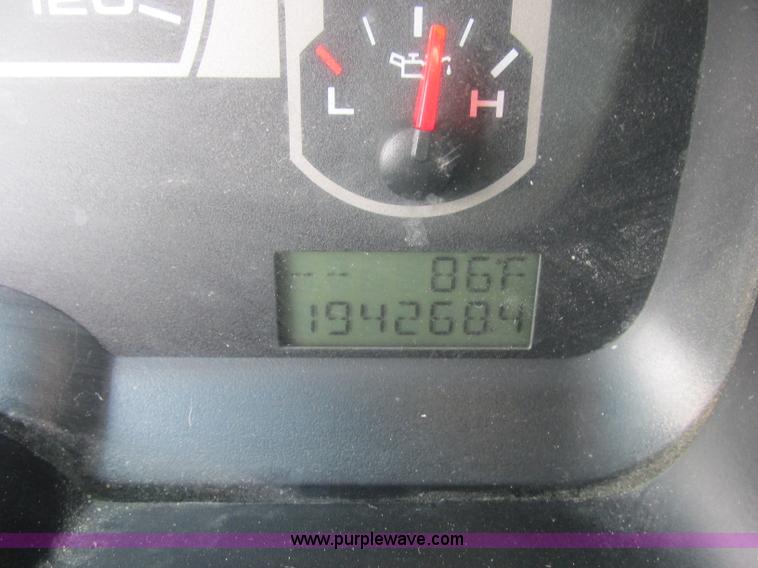 image for item J2495 2007 Ford F150 XLT SuperCrew pickup truck