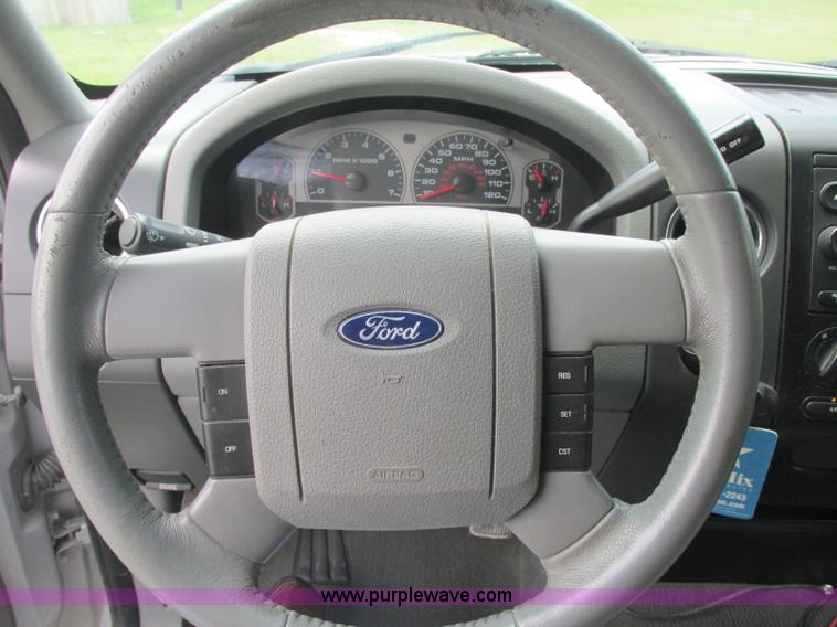 image for item J2495 2007 Ford F150 XLT SuperCrew pickup truck