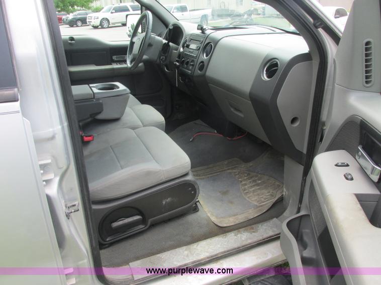 image for item J2495 2007 Ford F150 XLT SuperCrew pickup truck