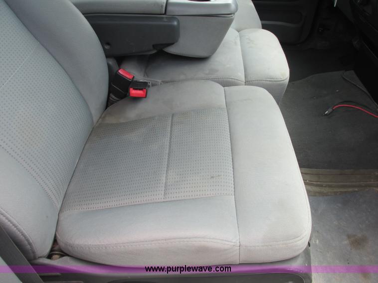 image for item J2495 2007 Ford F150 XLT SuperCrew pickup truck