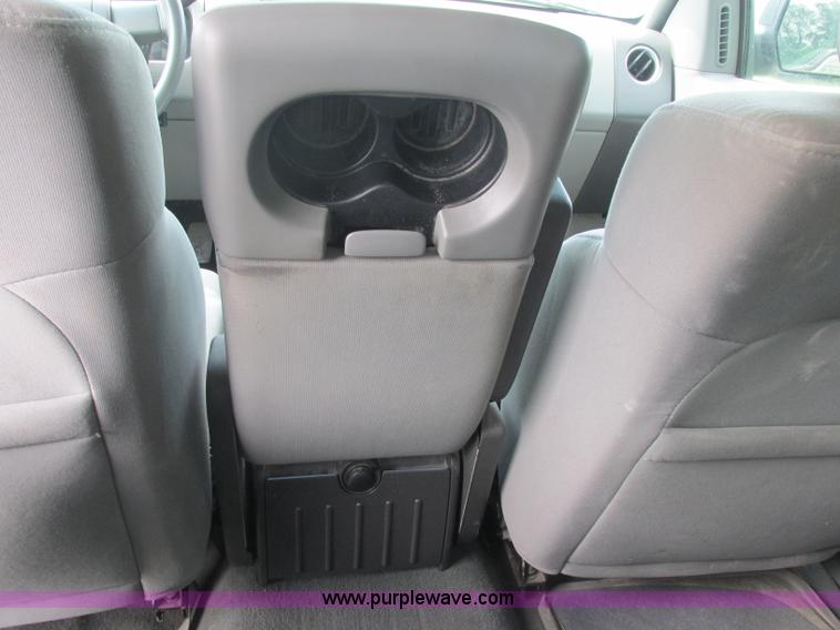 image for item J2495 2007 Ford F150 XLT SuperCrew pickup truck